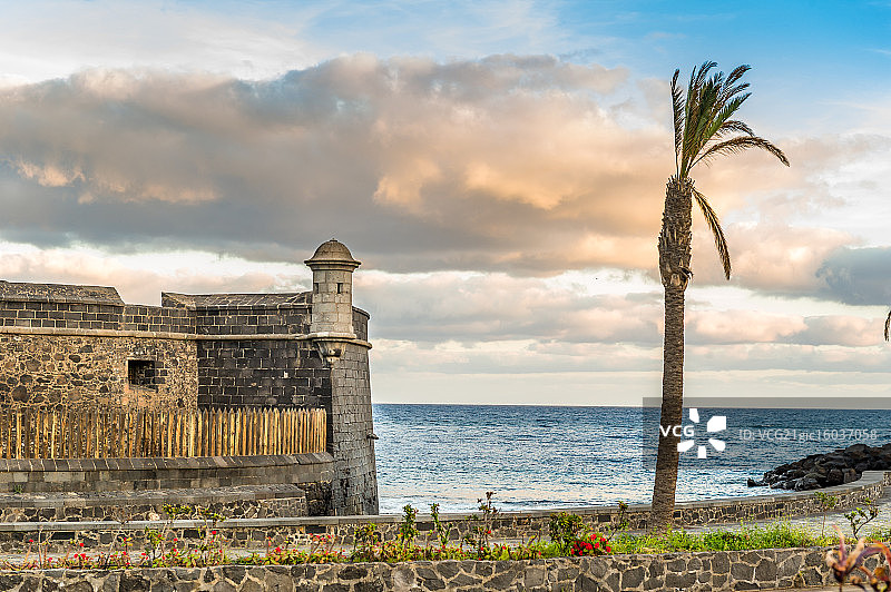 圣克鲁斯之夜图片素材