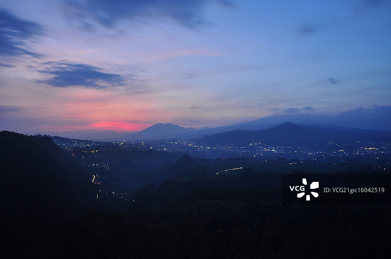 万隆日落景观图片素材