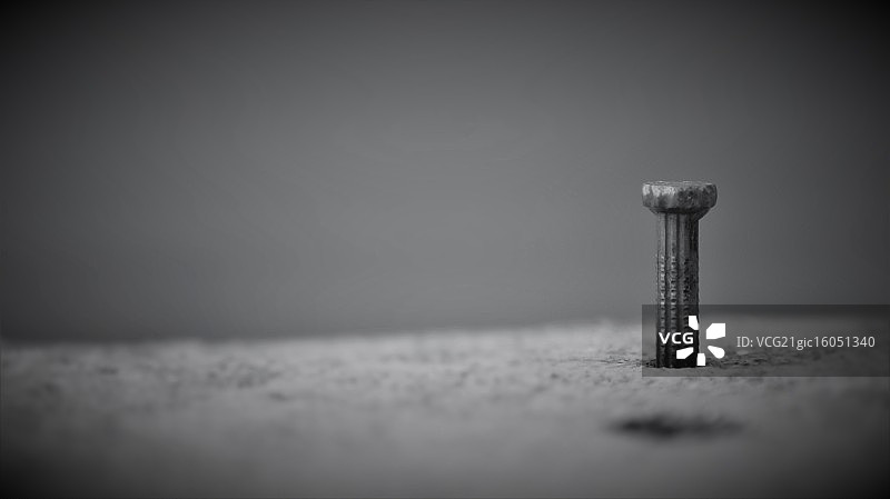 坚固的钉子图片素材