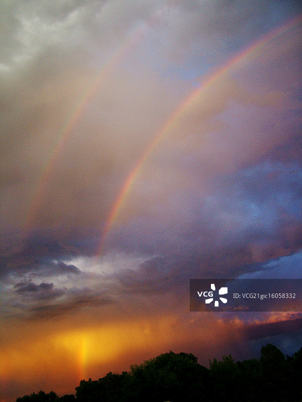 两道彩虹图片素材