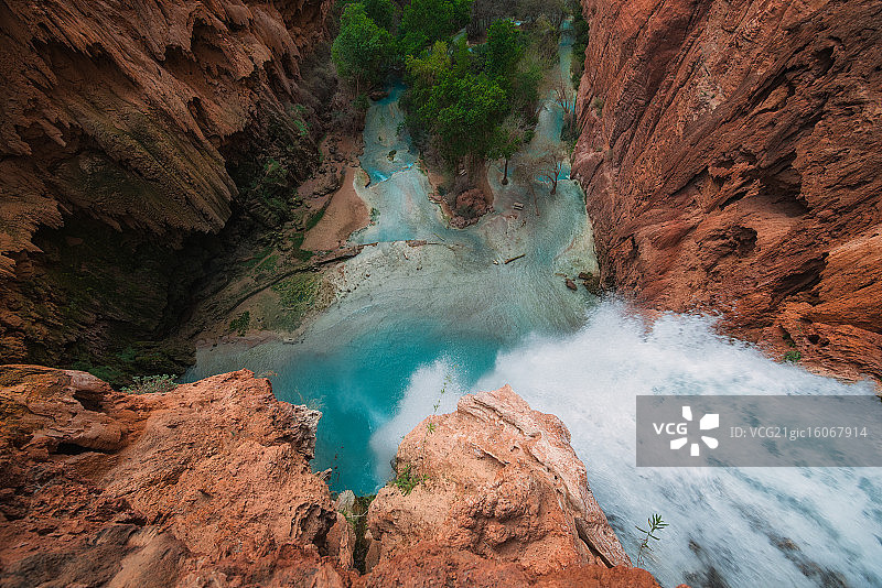 穆尼瀑布眩晕感图片素材
