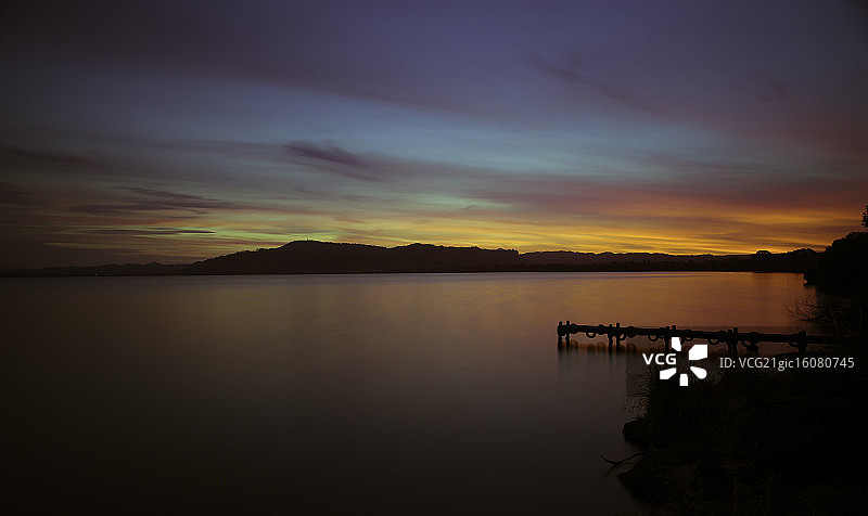新西兰罗托鲁阿湖图片素材