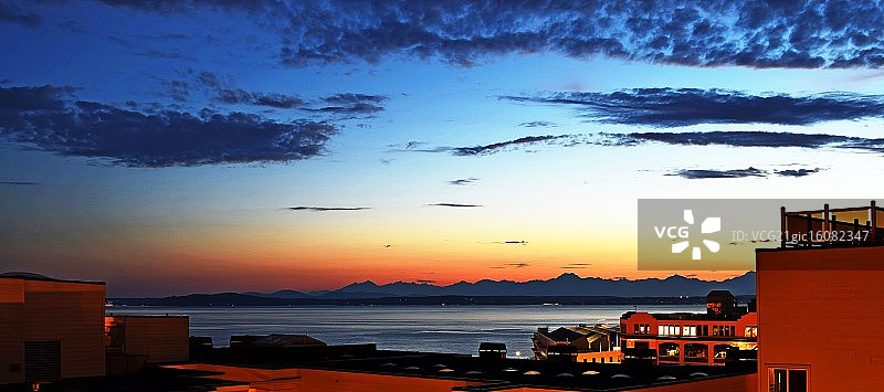 超现实主义日落——西雅图图片素材