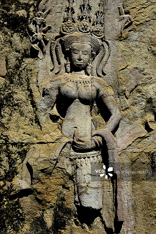 吴哥窟寺庙中的阿psara图片素材