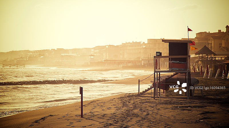 海滩救生队图片素材