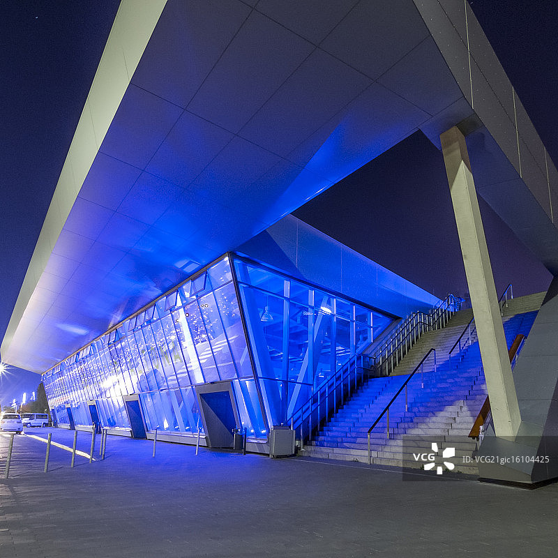 汉堡邮轮中心夜景图片素材