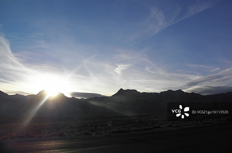 红石峡谷的日落美景图片素材