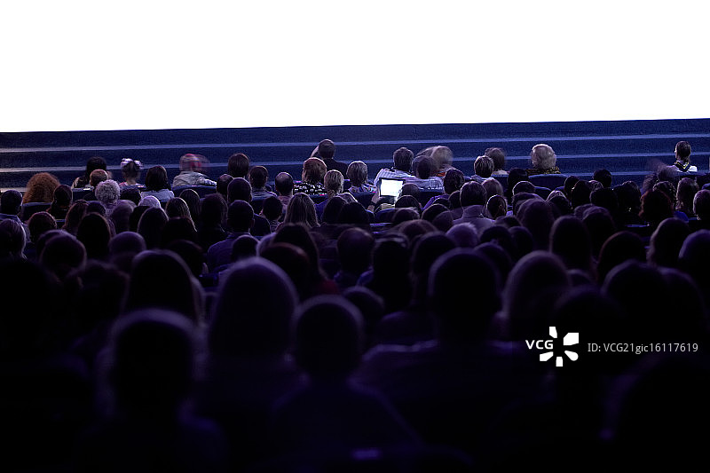 人们在看电影图片素材