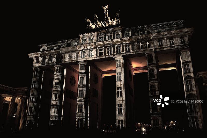 勃兰登堡门上的窗户图片素材