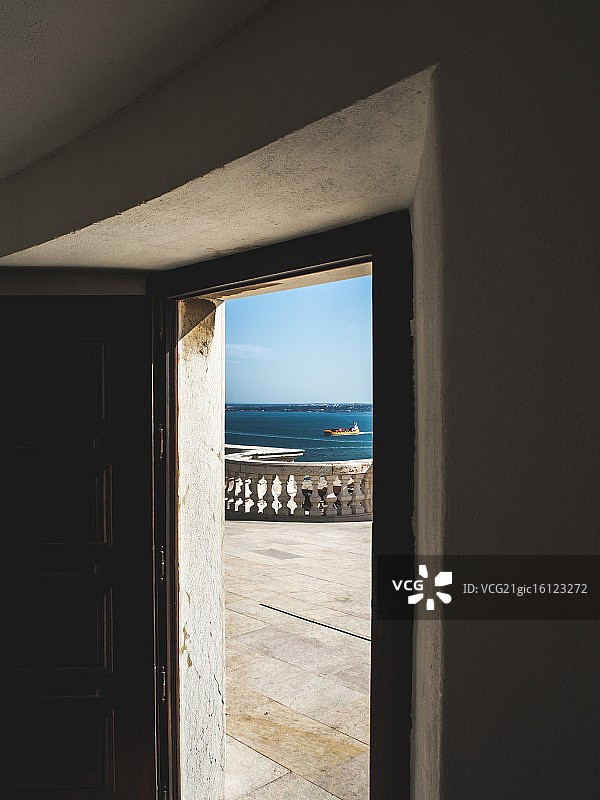 里斯本-特茹河图片素材