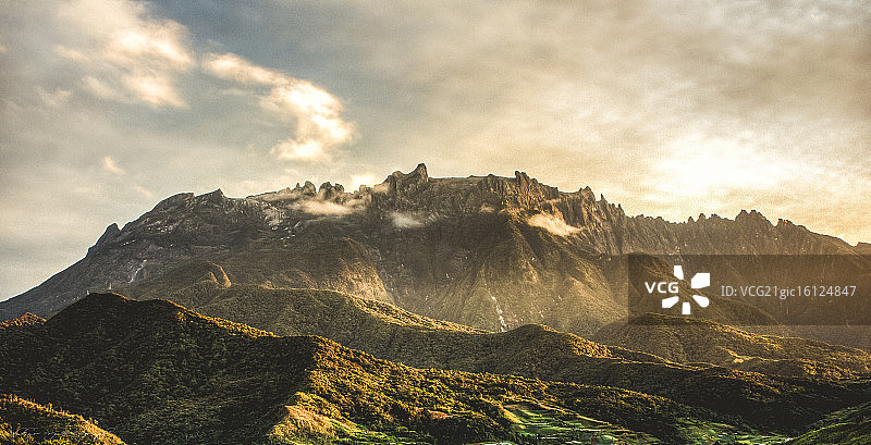 京那巴鲁山图片素材