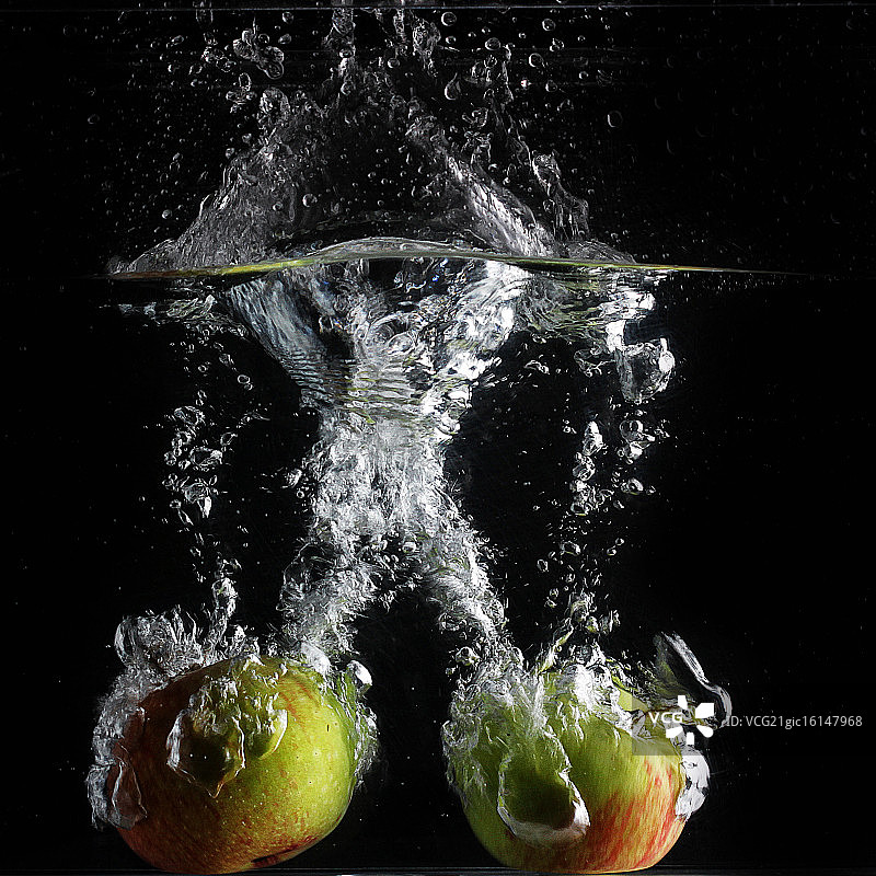 飞溅的苹果图片素材
