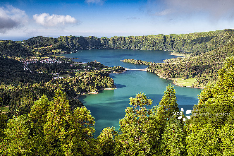 卡尔德拉 II图片素材