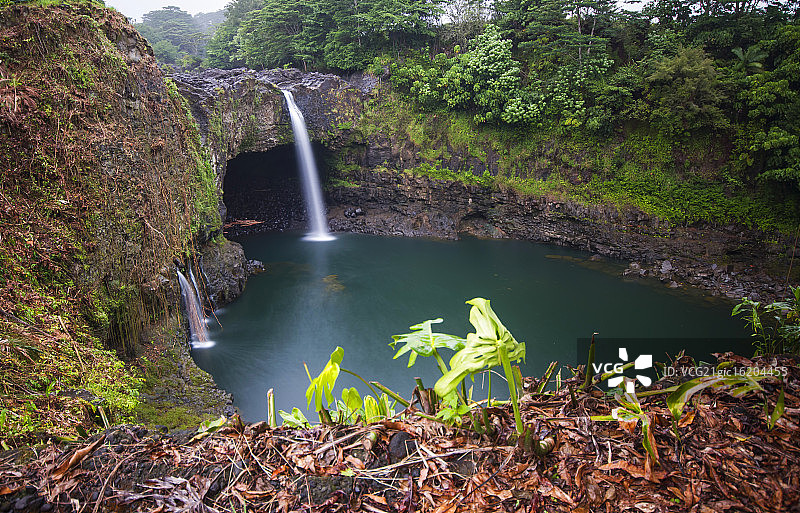 彩虹瀑布图片素材