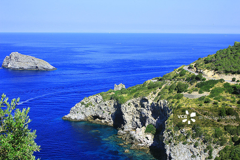 阿根塔里奥山全景公路图片素材