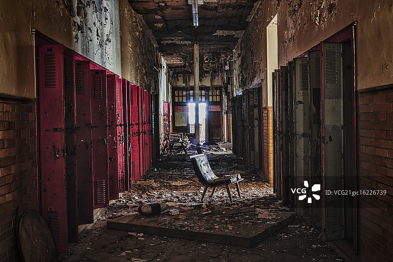 通往虚无的走廊图片素材