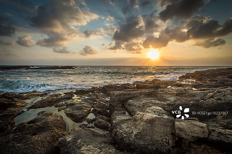 纳哈里亚海滩图片素材