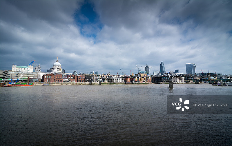 黑衣修士区与圣保罗图片素材