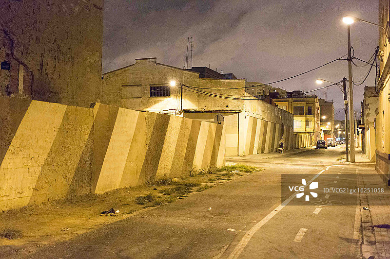 瓦伦西亚El Cabanyal夜景图片素材