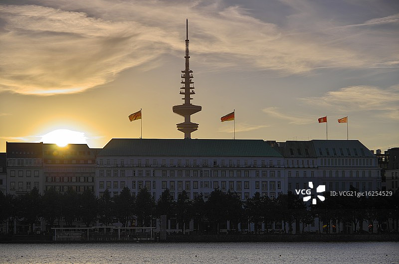阿尔斯特湖畔的傍晚图片素材