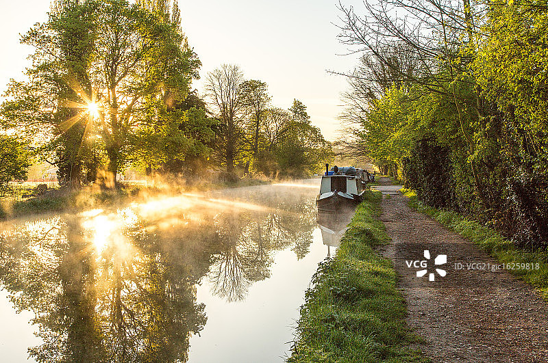 大运河上的日出图片素材