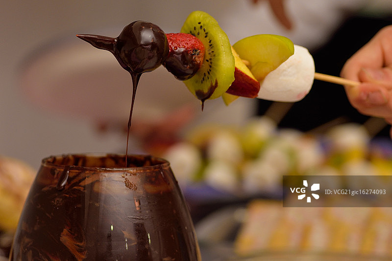 水果巧克力杯图片素材