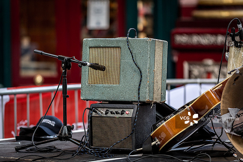 复古吉他音箱和扬声器图片素材