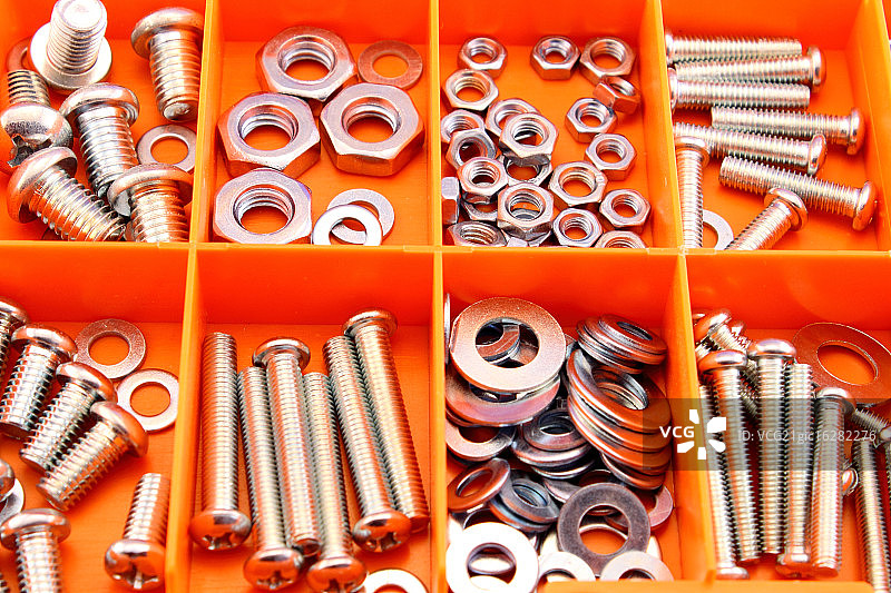 工具箱里的螺丝图片素材