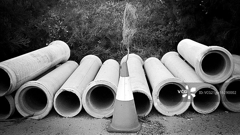 锥体和圆柱体图片素材