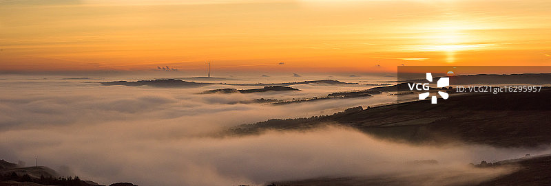 哈德斯菲尔德秘密进行中图片素材