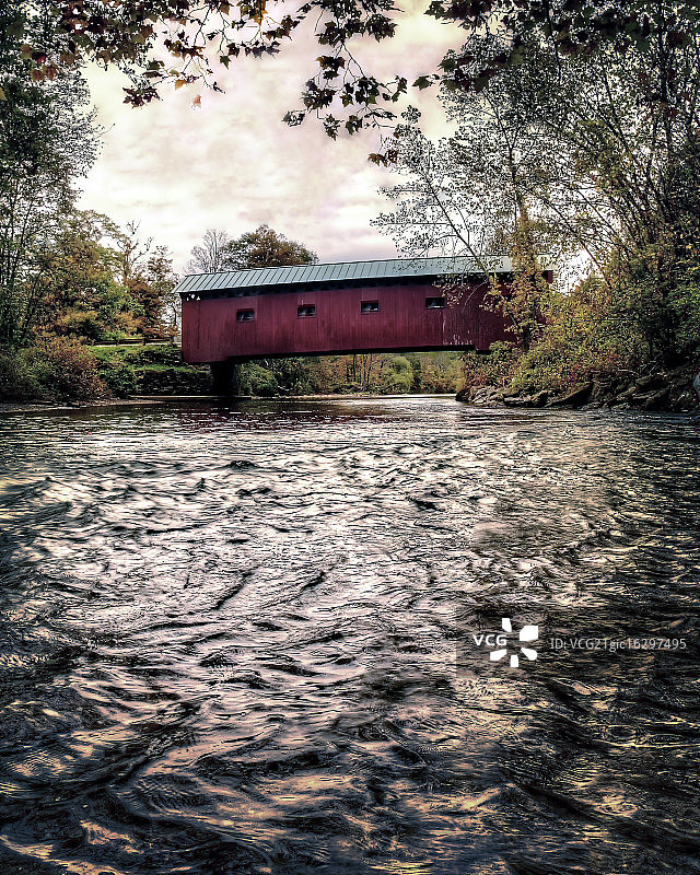 佛蒙特州阿灵顿桥图片素材