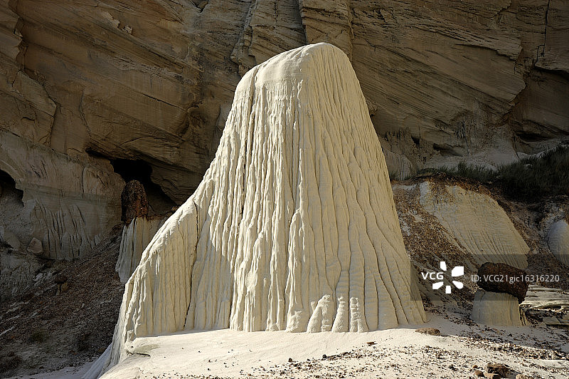 呜呜呜图片素材