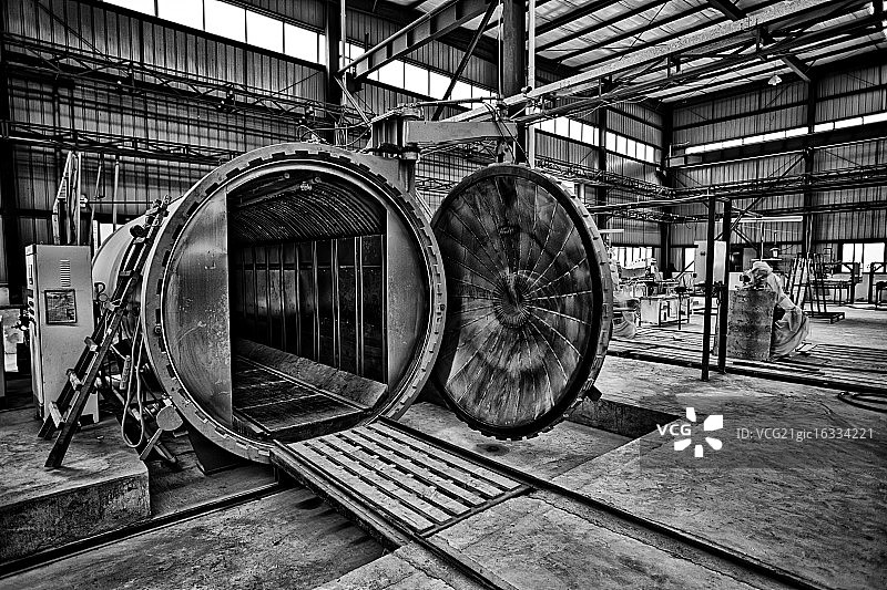 玻璃厂的窑炉图片素材