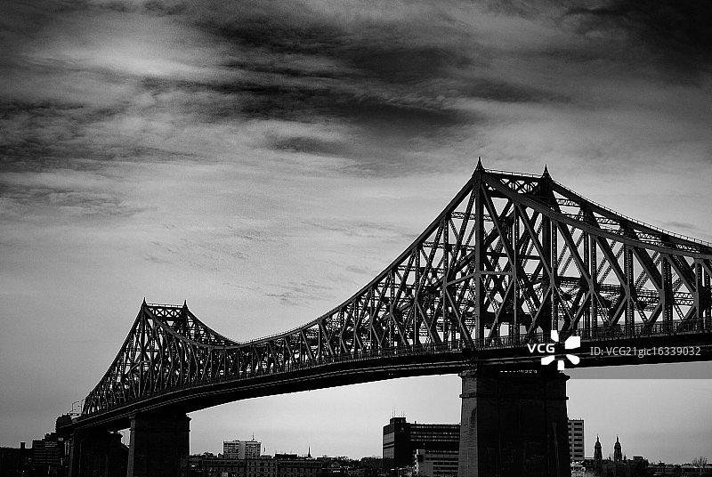 雅克·卡蒂埃大桥图片素材