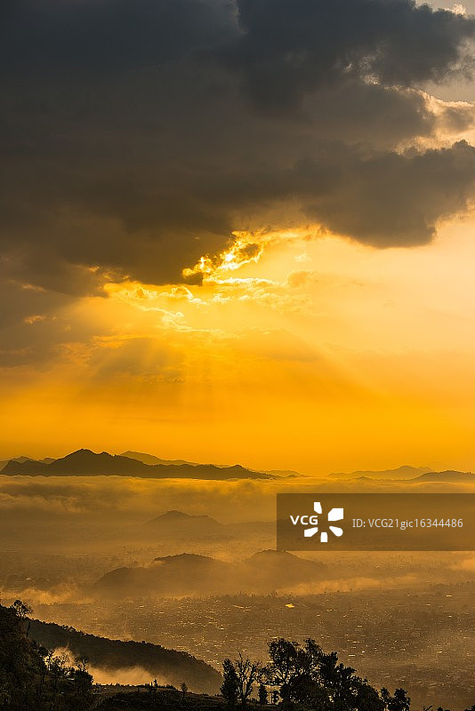 尼泊尔博卡拉日出图片素材