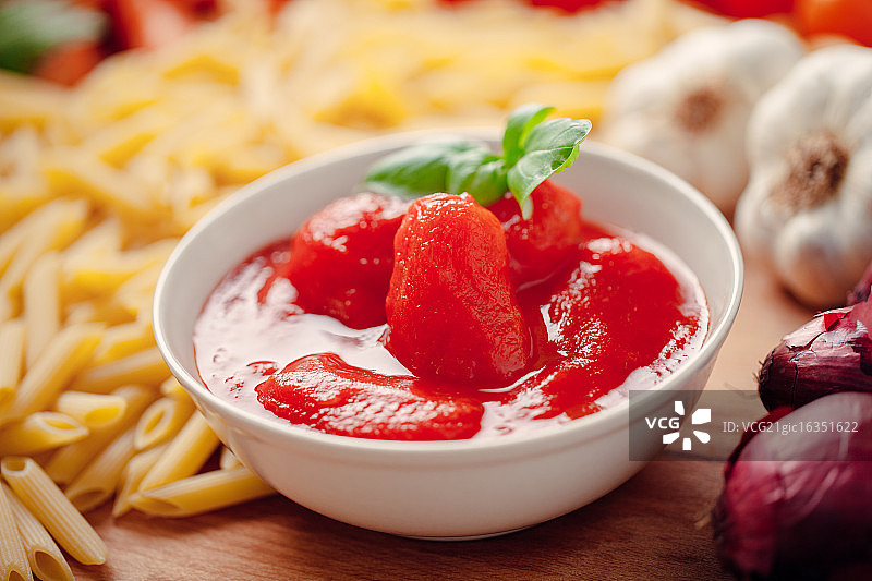 去皮的西红柿图片素材