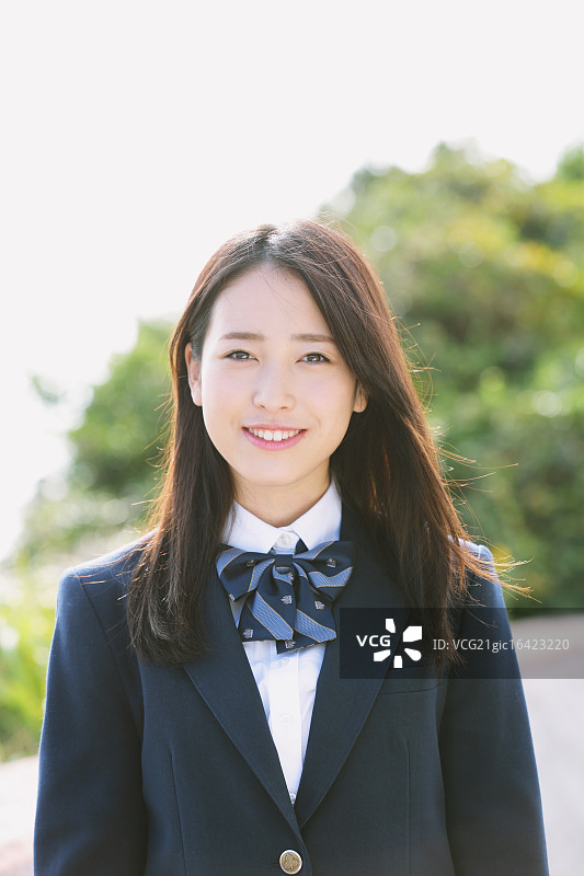 日本高中生肖像图片素材