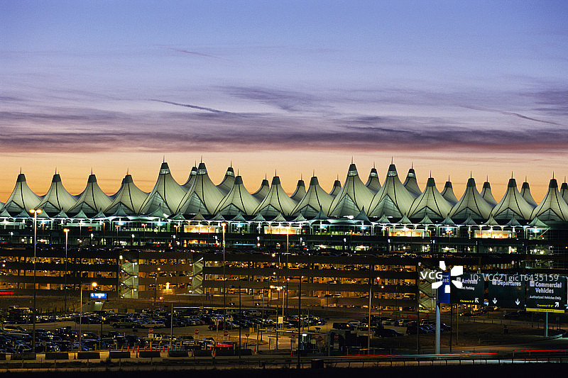 丹佛国际机场黄昏图片素材