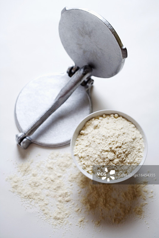 玉米粉和玉米饼压榨器图片素材