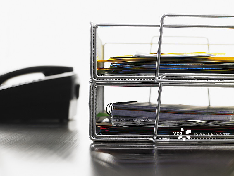 堆叠的信件架图片素材