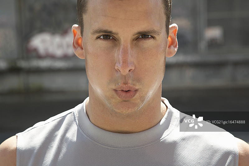 男人呼吸图片素材