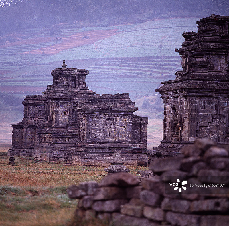 印度尼西亚爪哇迪昂高原的寺庙图片素材