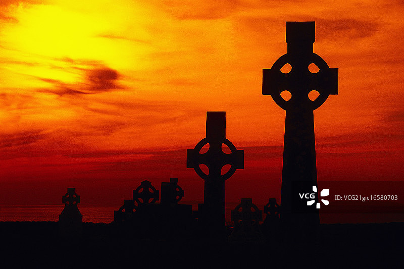 凯尔特十字日落剪影图片素材