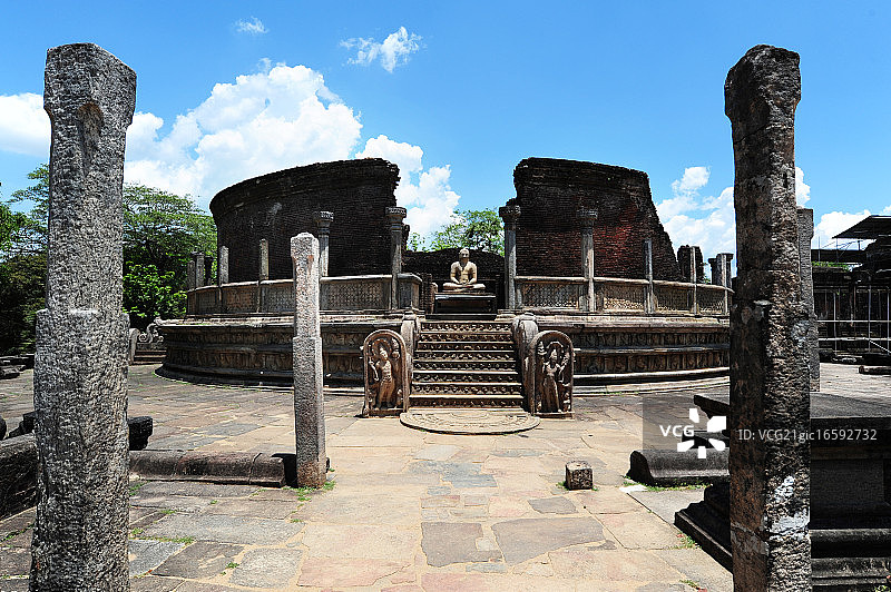 波隆纳鲁沃古城遗址图片素材