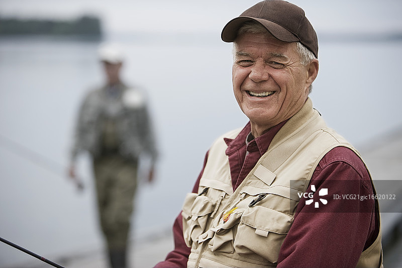 在塞巴戈湖的男士飞蝇钓图片素材