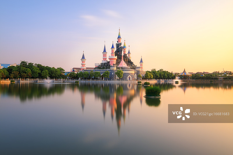 东方迪斯尼 芜湖方特梦幻王国城堡图片素材