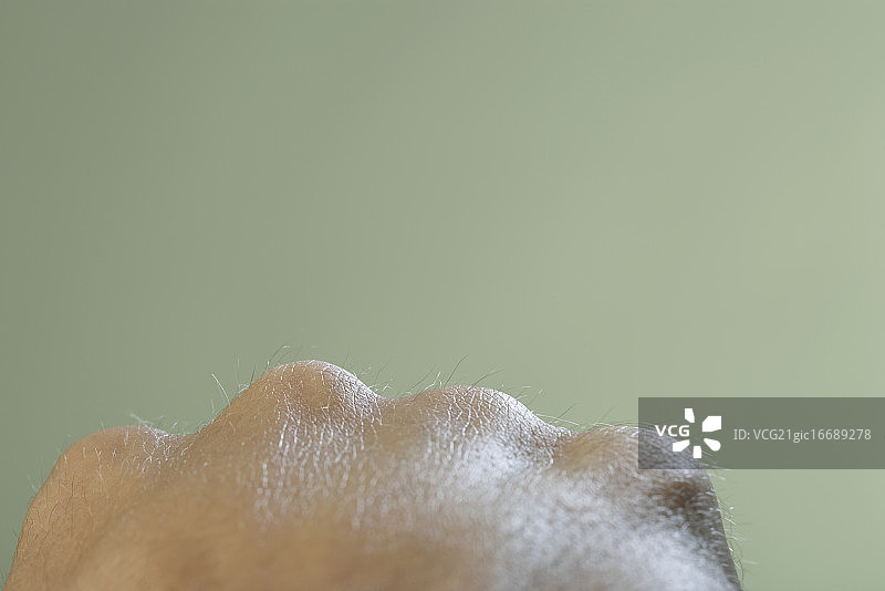 男人的拳头轮廓图片素材