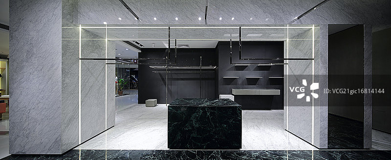 服装专卖店展架展台展厅空间图片素材