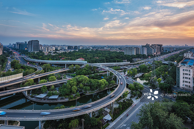 北京城市风光,东直门桥图片素材