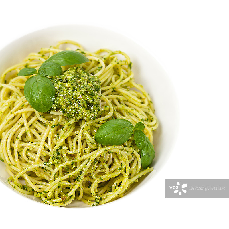 意大利面和香蒜沙司图片素材